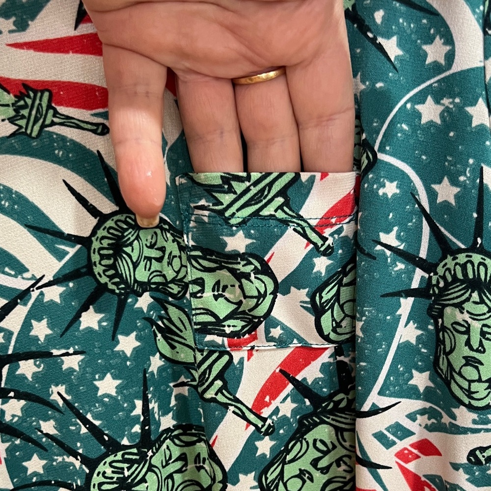 LulaRoe Statue of Liberty Dress size 12 - Picture 4 of 8